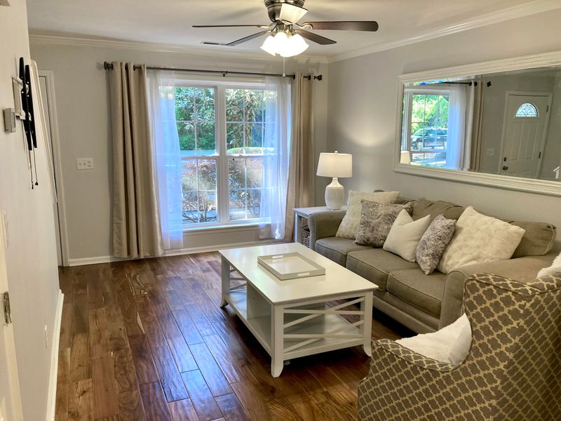 1287 Mathis Ferry Rd, Mount Pleasant, SC 29464