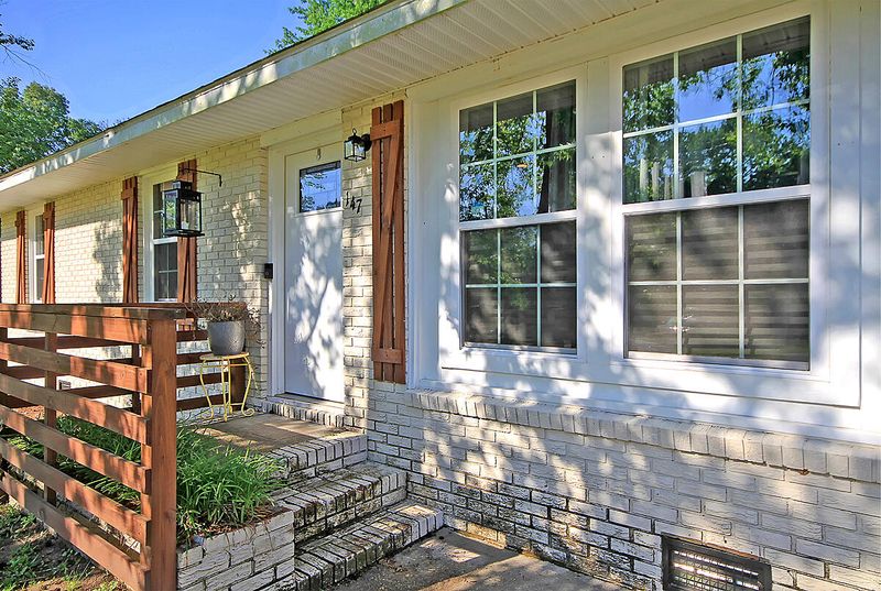 147 Pandora Dr, Goose Creek, SC 29445