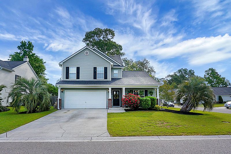 114 Broken Branch Dr, Goose Creek, SC 29445