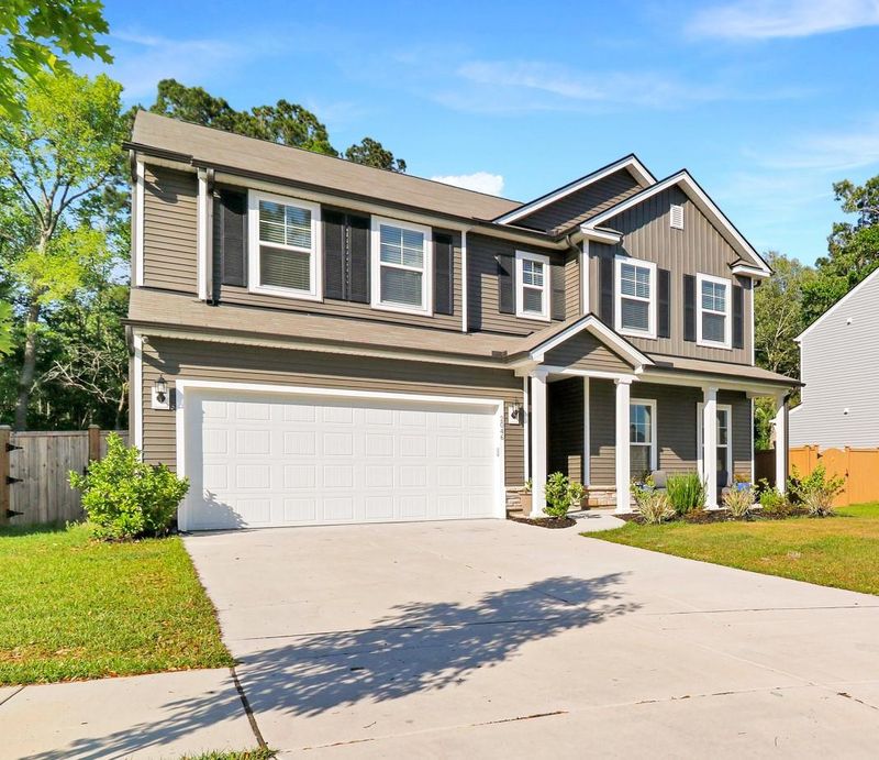 2046 Lanneau Ln, Johns Island, SC 29455