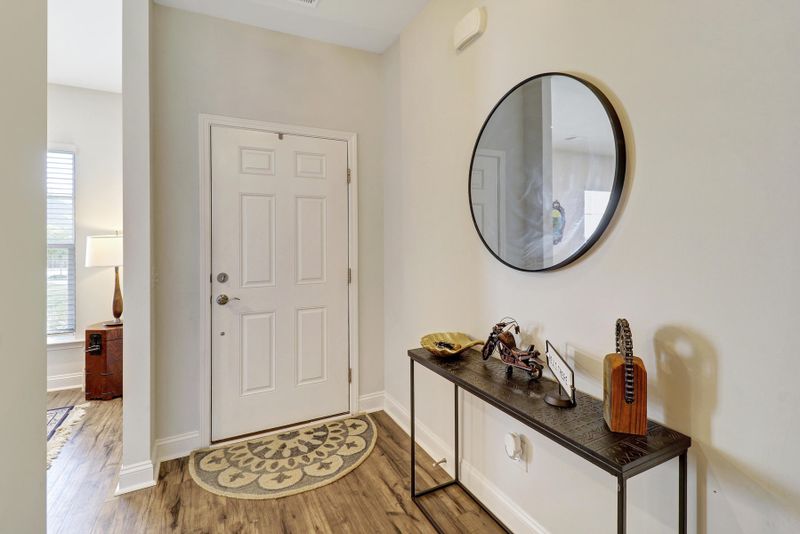 2046 Lanneau Ln, Johns Island, SC 29455