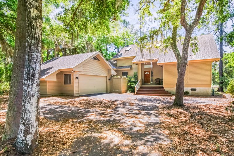 2978 Seabrook Island Rd, Seabrook Island, SC 29455