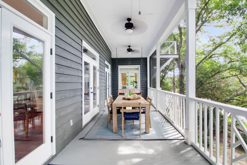 564 Seaward Dr, Charleston, SC 29412