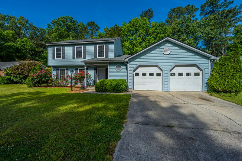 107 Berringer Dr, Goose Creek, SC 29445