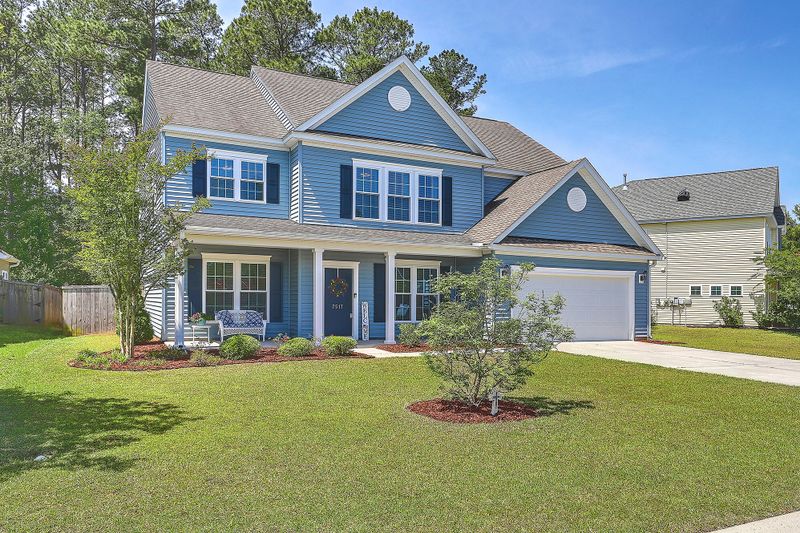 7517 Stargazer Dr, Hanahan, SC 29410