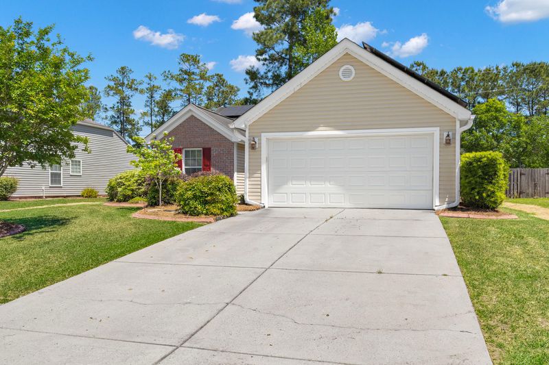 7411 Painted Bunting Way, Hanahan, SC 29410