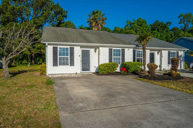 1307 Pinnacle Ln, Charleston, SC 29412