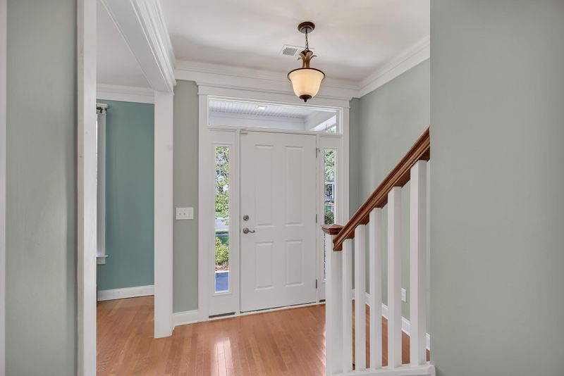 268 Carolinian Dr, Summerville, SC 29485