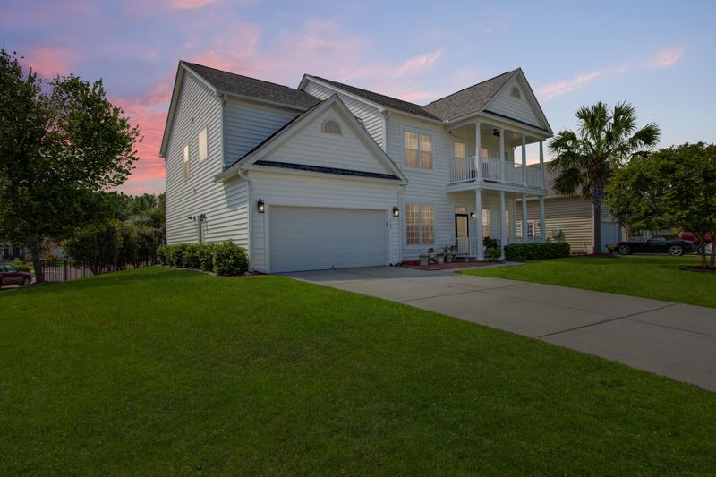 169 Carolinian Dr, Summerville, SC 29485