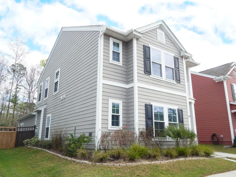 1642 Sparkleberry Ln, Johns Island, SC 29455