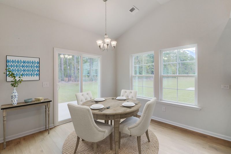 621 Macintyre Cir, Summerville, SC 29486