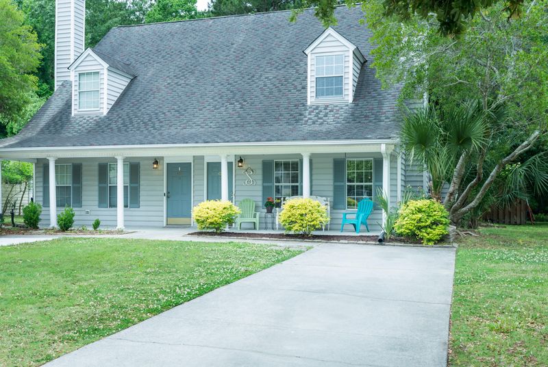 3216 Queensgate Way, Mount Pleasant, SC 29466
