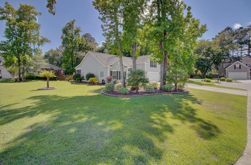 101 Sherry Ct, Summerville, SC 29485