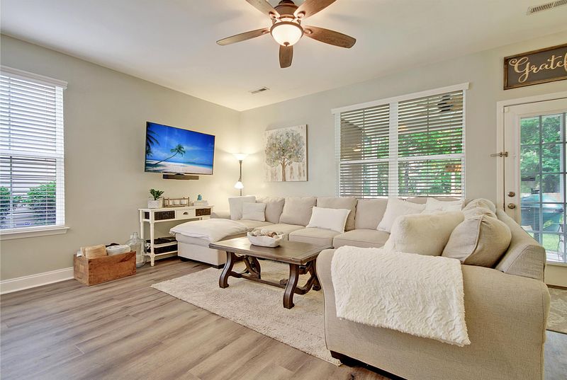 110 Diploma Dr, Ladson, SC 29456