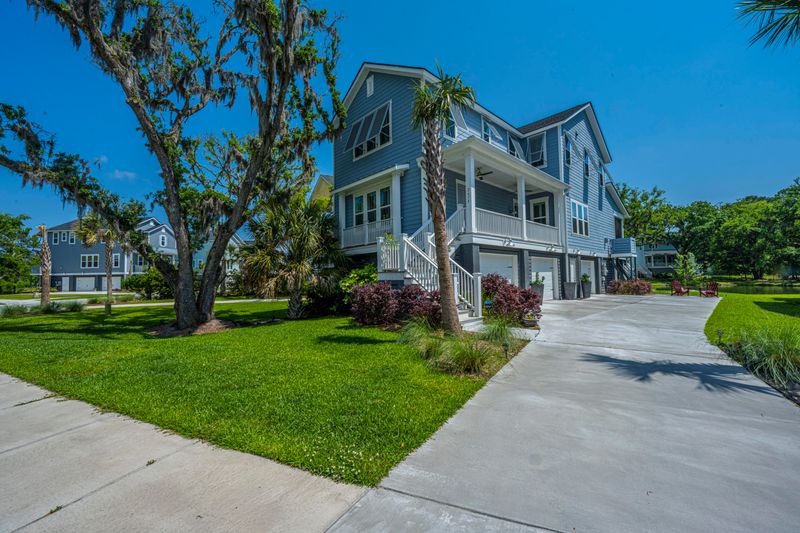 2675 Colonel Harrison Dr, Johns Island, SC 29455