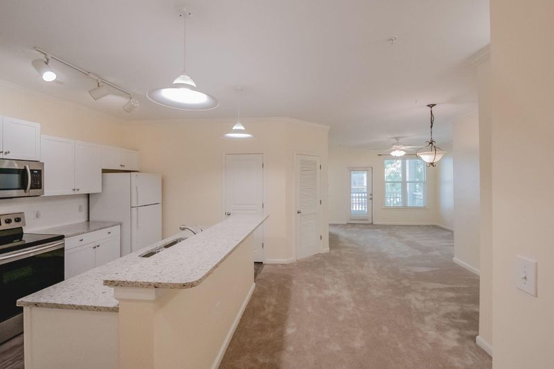 200 Bucksley Ln #202, Charleston, SC 29492