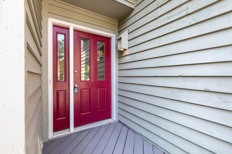 1065 Marsh Court Ln, Mount Pleasant, SC 29464
