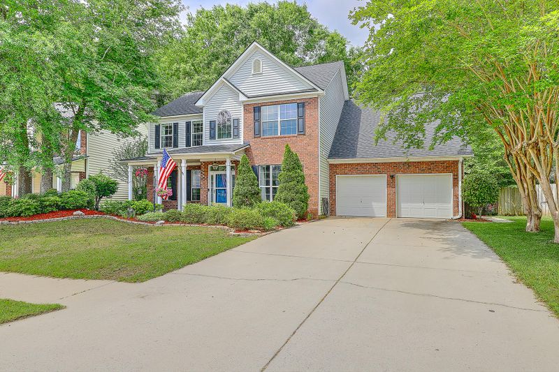 110 Guildford Dr, Goose Creek, SC 29445