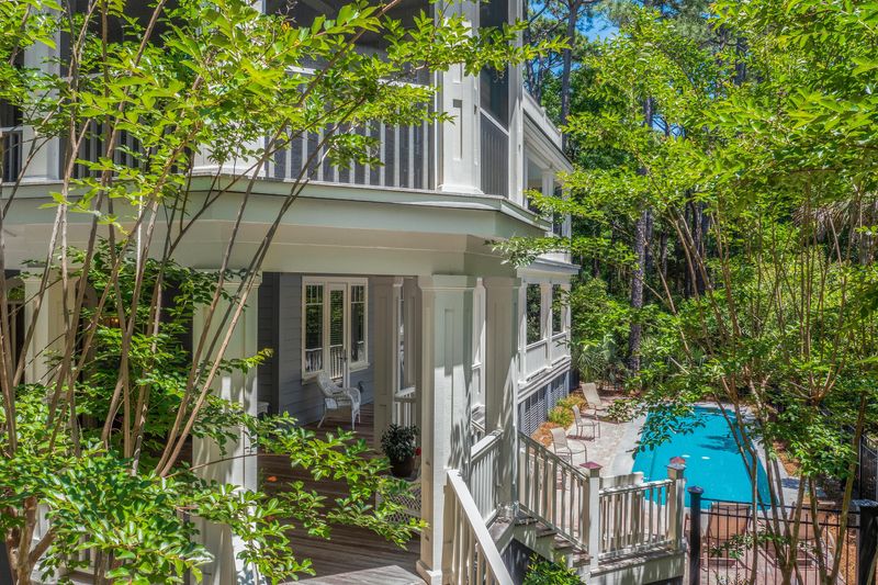 16 Royal Beach Dr, Kiawah Island, SC 29455