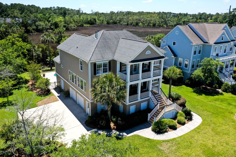 2725 Oak Manor Dr, Mount Pleasant, SC 29466