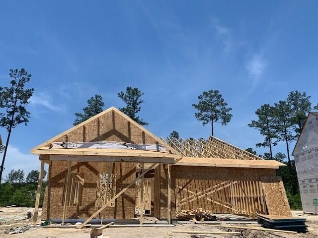 211 Lucca Dr, Summerville, SC 29486