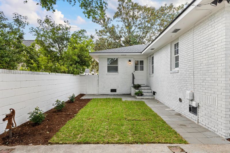 4800 Churchill Rd, North Charleston, SC 29405