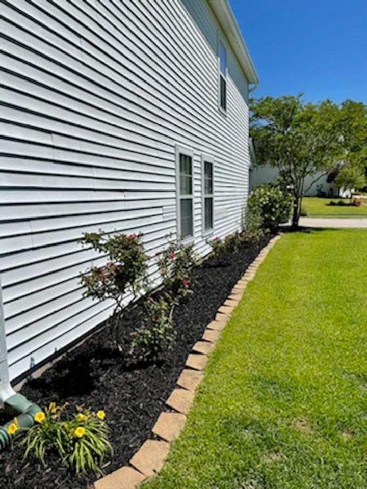 201 Sunny Side Ct, Moncks Corner, SC 29461