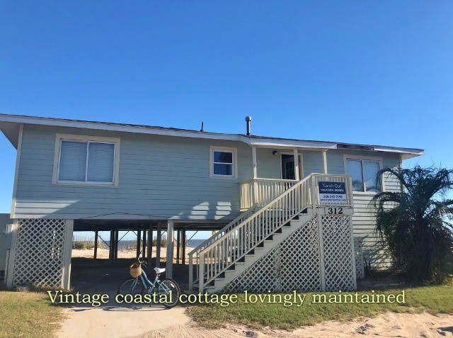 312 Palmetto Blvd, Edisto Island, SC 29438