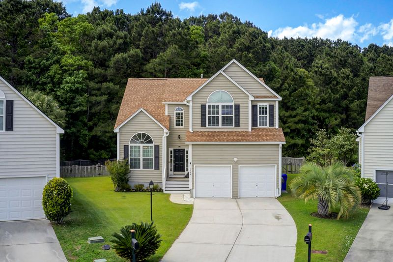 1064 Willoughby Ln, Mount Pleasant, SC 29466