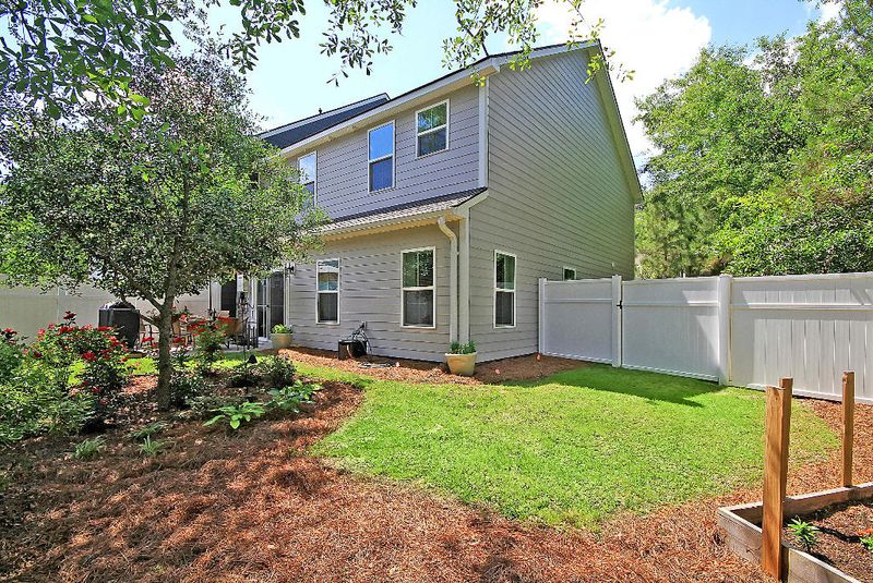 422 Grand Palm Ln, Summerville, SC 29485