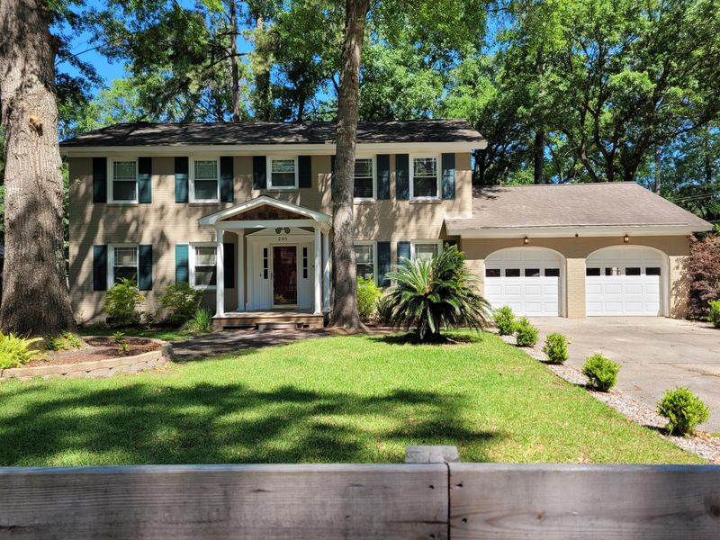205 Grouse Rd, Summerville, SC 29485