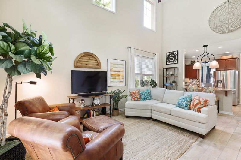 3374 Eastman Dr, Mount Pleasant, SC 29466