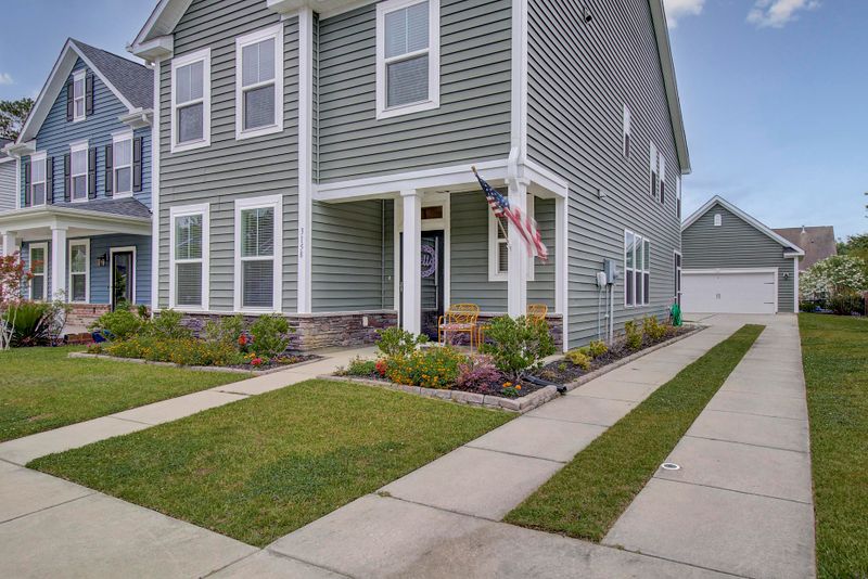 3158 Moonlight Dr, Charleston, SC 29414