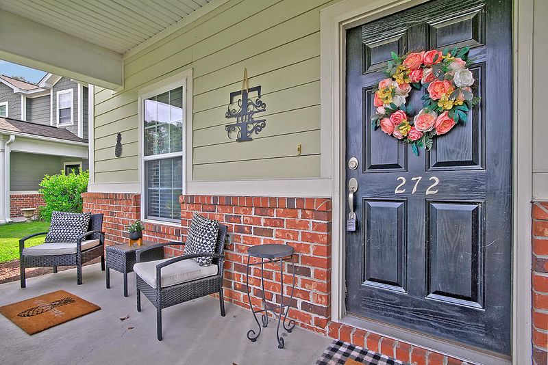 272 Nelliefield Creek Dr, Wando, SC 29492