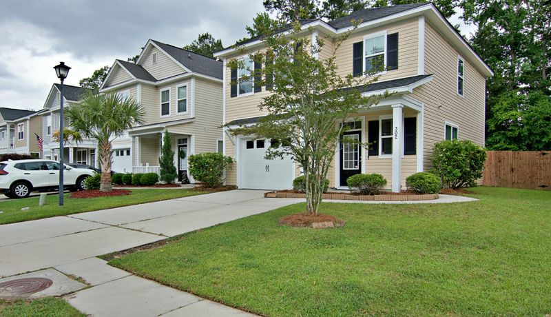 302 Chemistry Cir, Ladson, SC 29456