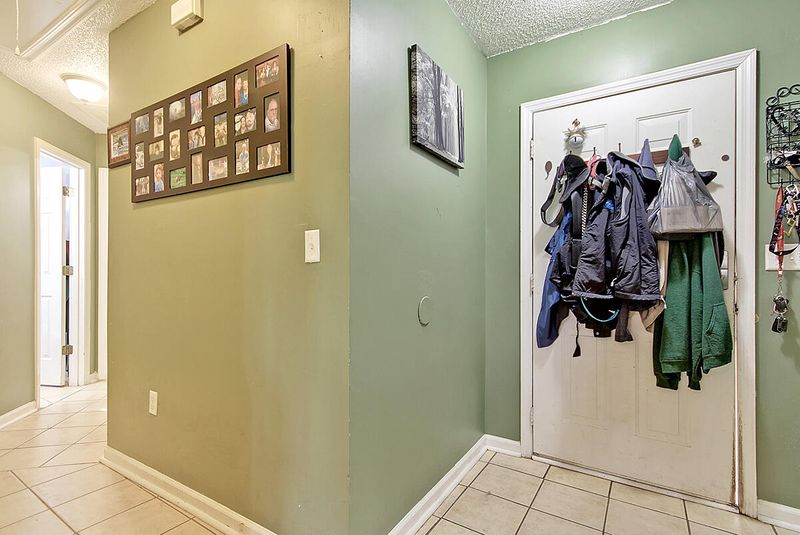 5100 Westview St, North Charleston, SC 29418