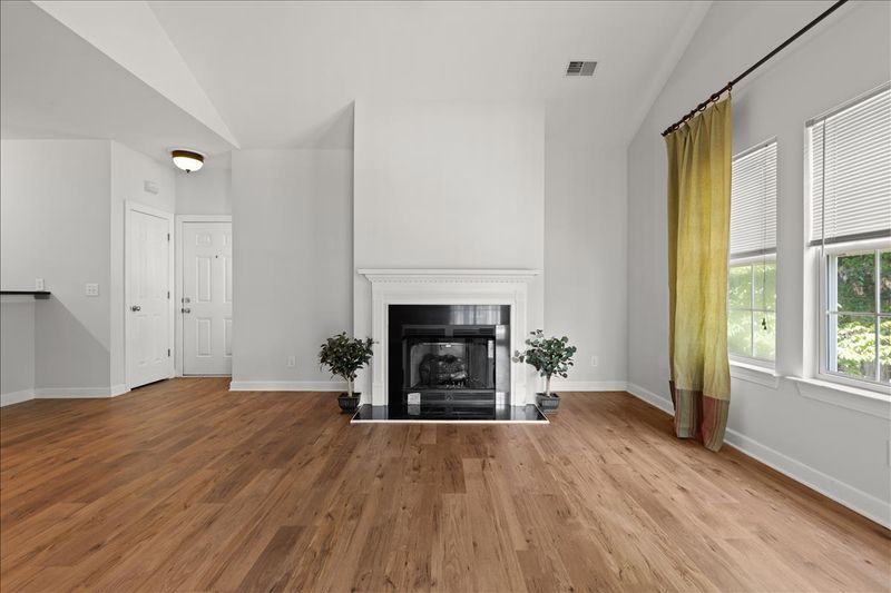 208 Pickering Ln, Charleston, SC 29414