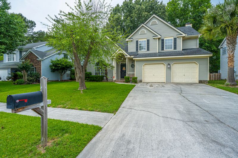 102 Huxley St, Goose Creek, SC 29445