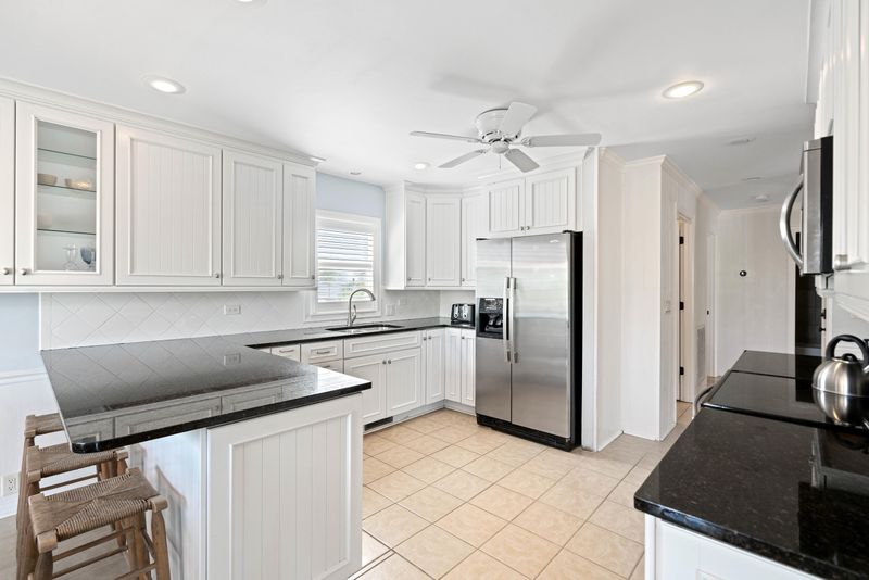 903 Ocean Blvd, Isle Of Palms, SC 29451