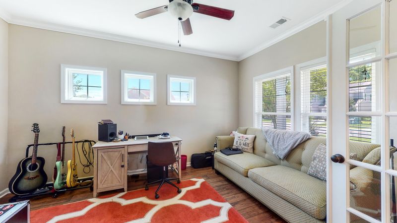 515 Mountain Laurel Cir, Goose Creek, SC 29445