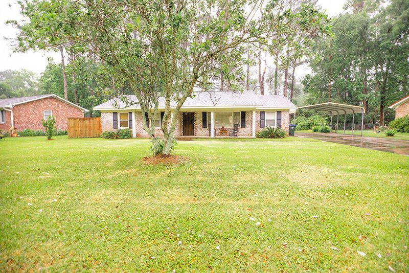 104 Niblick Rd, Summerville, SC 29483
