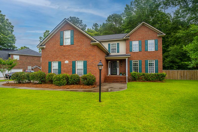 138 Haleswood Cir, Goose Creek, SC 29445