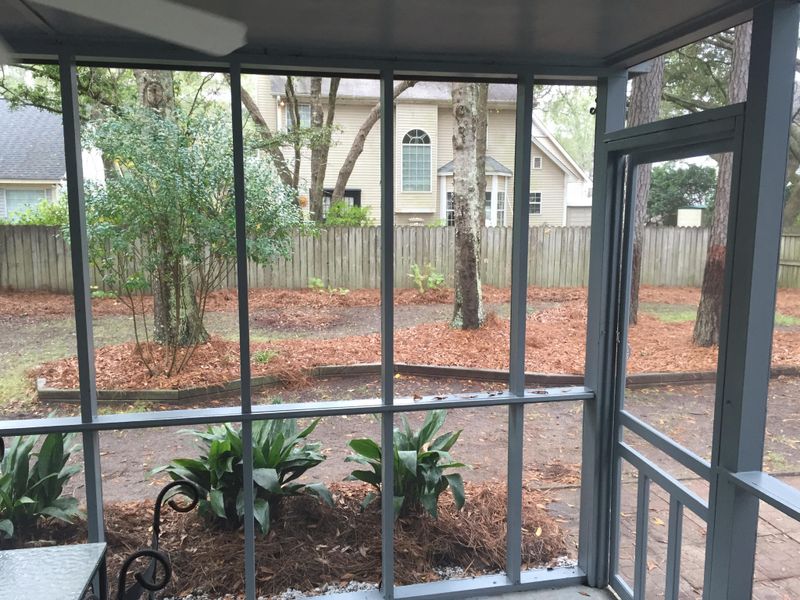 1947 Oak Tree Ln, Mount Pleasant, SC 29464