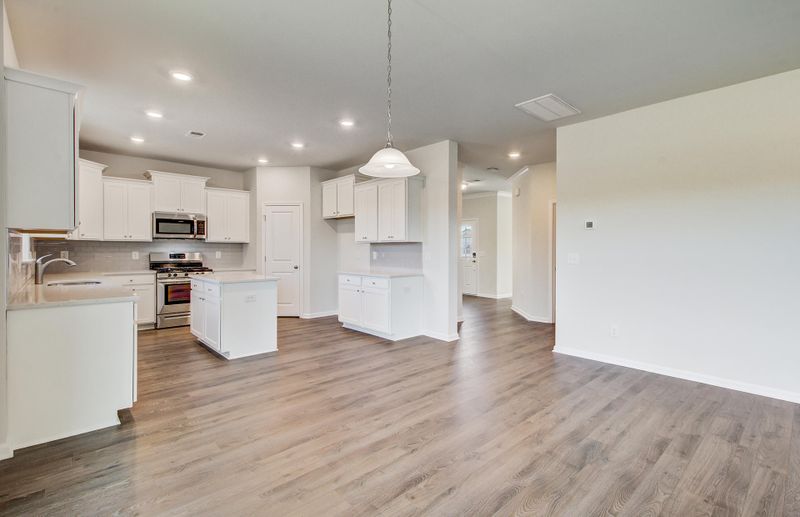 610 Macintyre Cir, Summerville, SC 29486