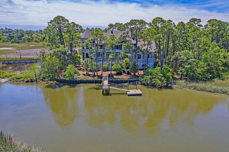 61 Salt Cedar Ln, Kiawah Island, SC 29455