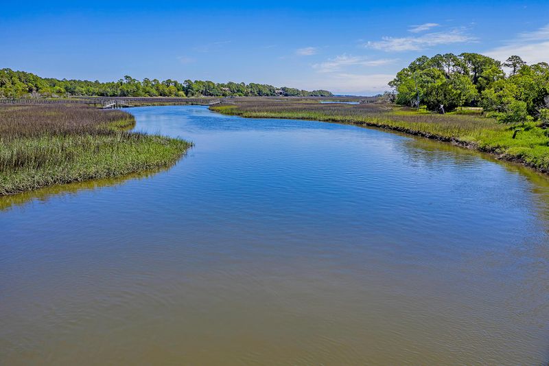61 Salt Cedar Ln, Kiawah Island, SC 29455