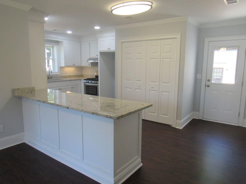 1324 Maxwell St, North Charleston, SC 29405