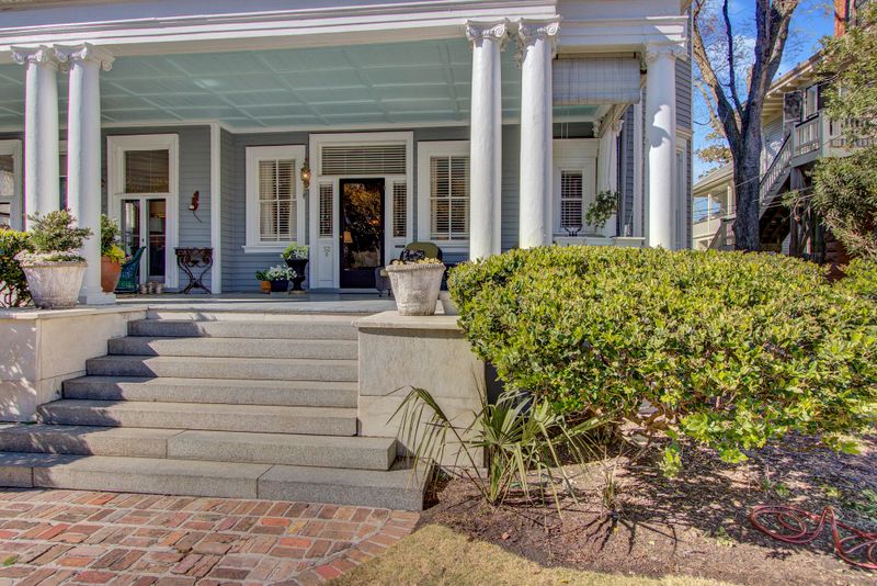 52 South Battery #B, Charleston, SC 29401
