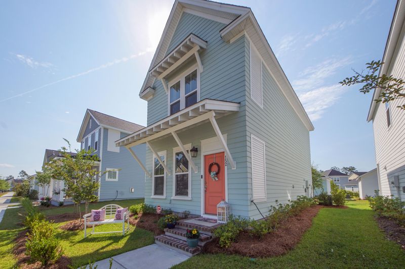 152 Winding Branch Dr, Summerville, SC 29486