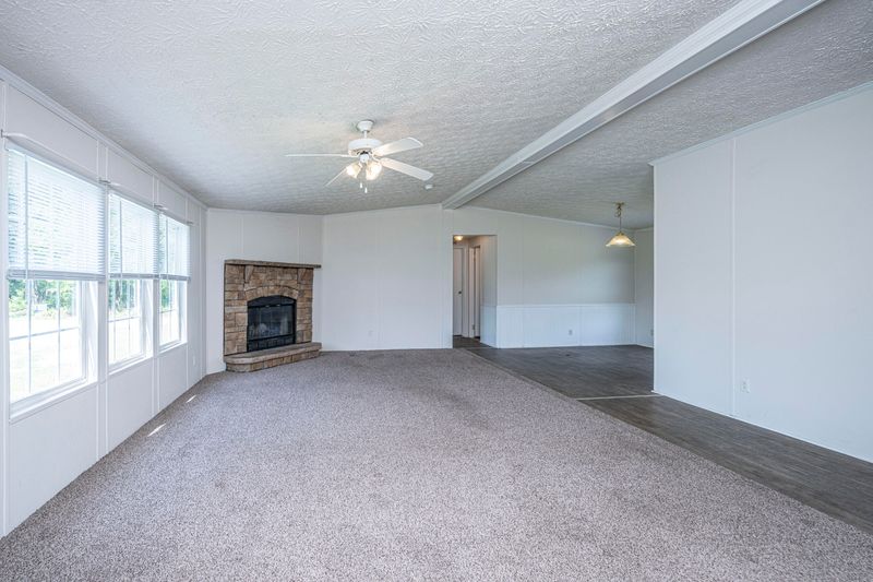 256 Skyland Ln, Moncks Corner, SC 29461